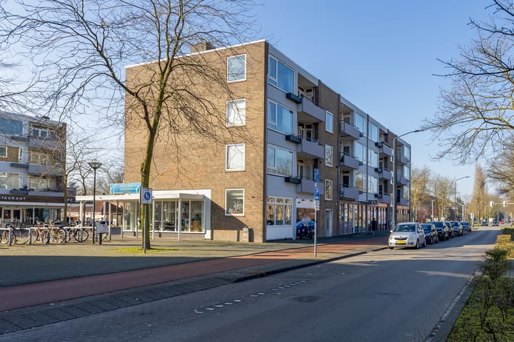St. Ignatiusstraat 24B in Breda foto