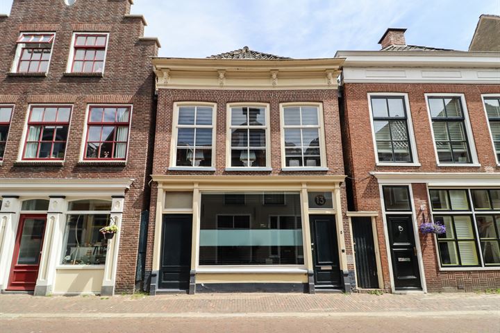 St. Jacobstraat 13 in Harlingen foto