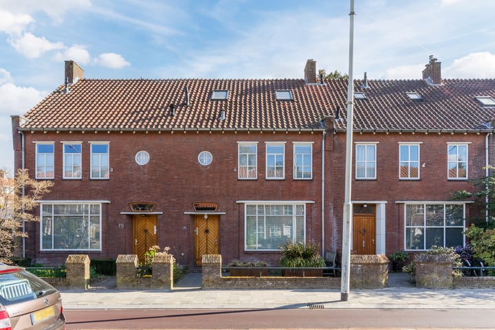 St Jorislaan 21 in Eindhoven foto