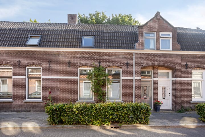 St Lambertusstraat 27 in Eindhoven foto