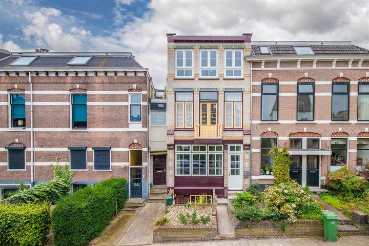 St. Nicolaïlaan 5 in Arnhem foto