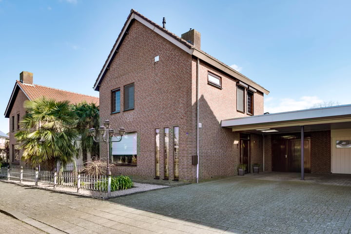 St. Rochusstraat 56 in Nederweert foto