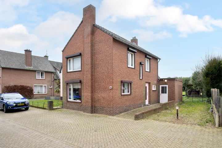 Staai 27 in Grevenbicht foto