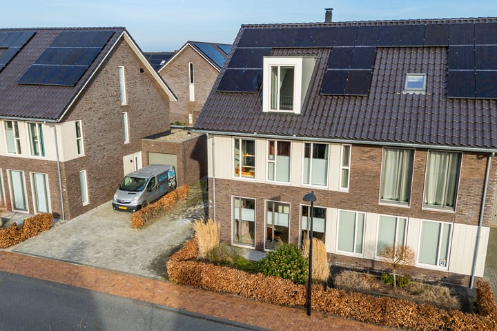 Stadhouderlaan 19 in Heerenveen foto