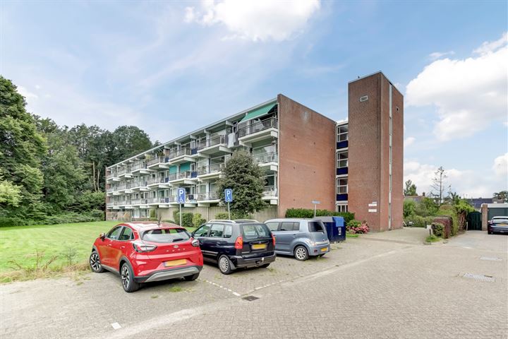 Stadhouderslaan 6 in Hoogezand foto
