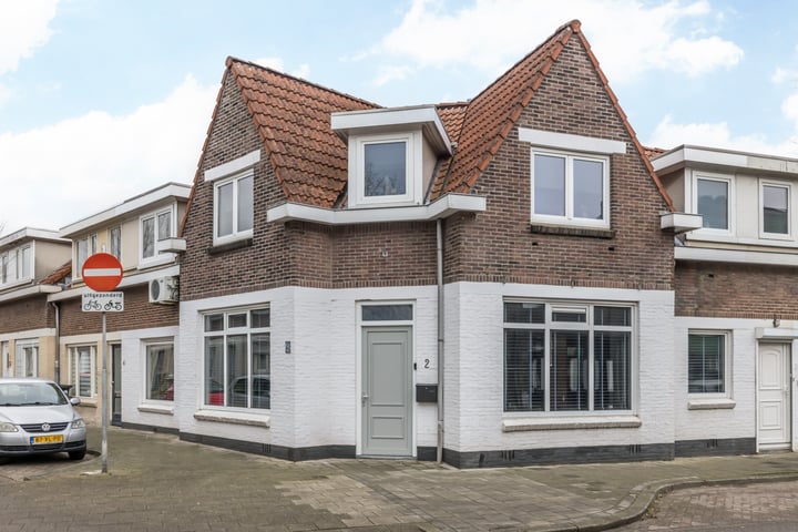 Stadhouderstraat 2 in Heerlen foto
