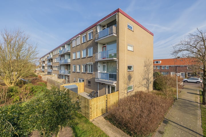 Stakman Bossestraat 1 in Noordwijk foto