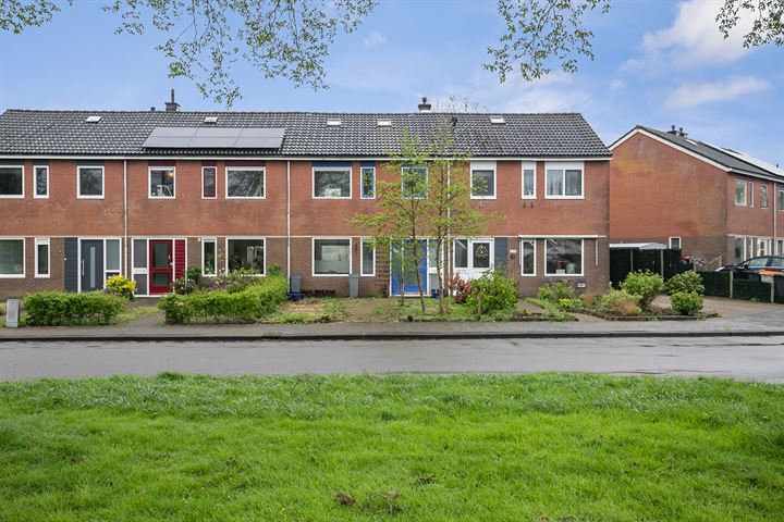 Stal 182 in Drachten foto
