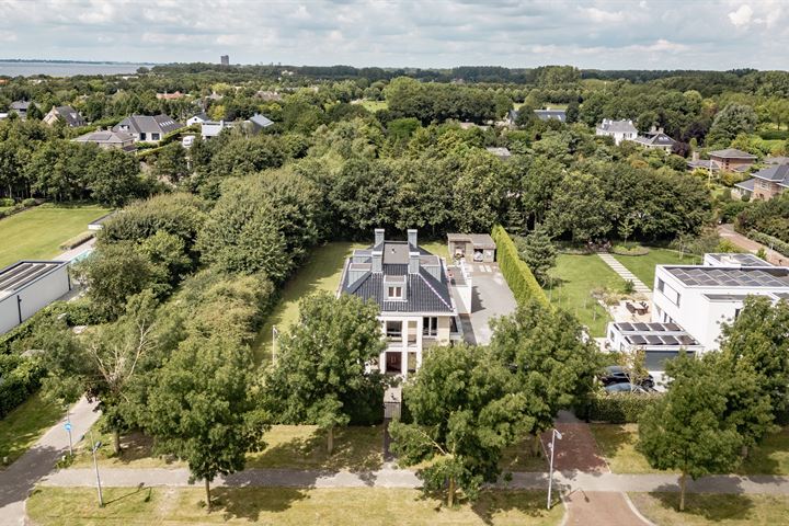 Stamerbos 16 in Almere foto