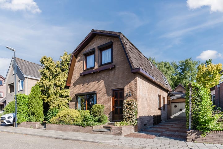 Stargardlaan 10 in Apeldoorn foto