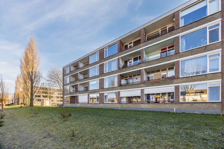Staringlaan 172 in Papendrecht foto