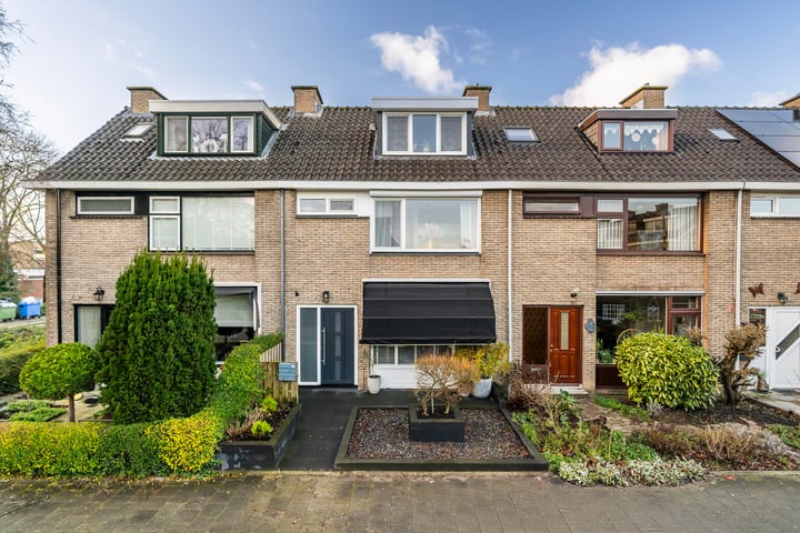 Staringlaan 40 in Ridderkerk foto