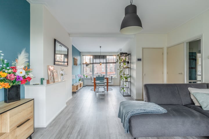 Staringstraat 14 in Heemskerk foto
