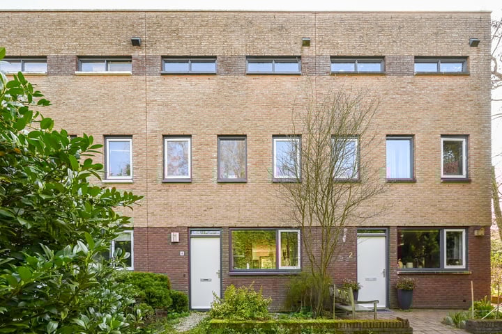 Starrenburglaan 4 in Voorschoten foto