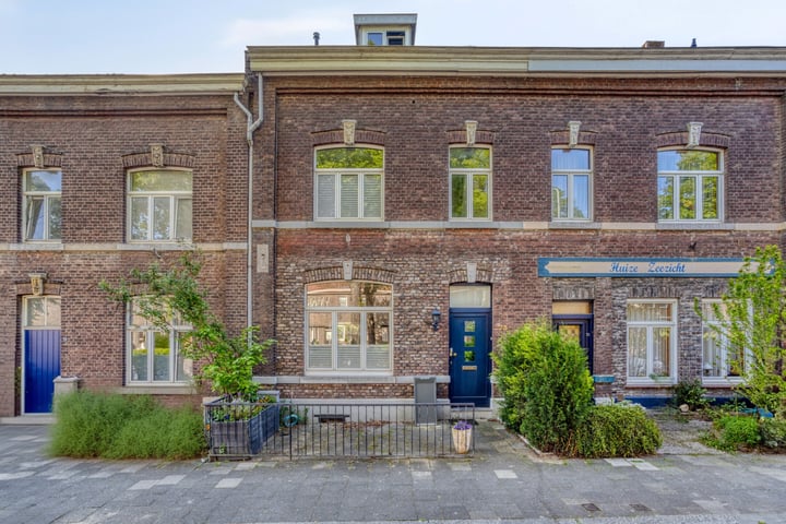 Statensingel 73 in Maastricht foto