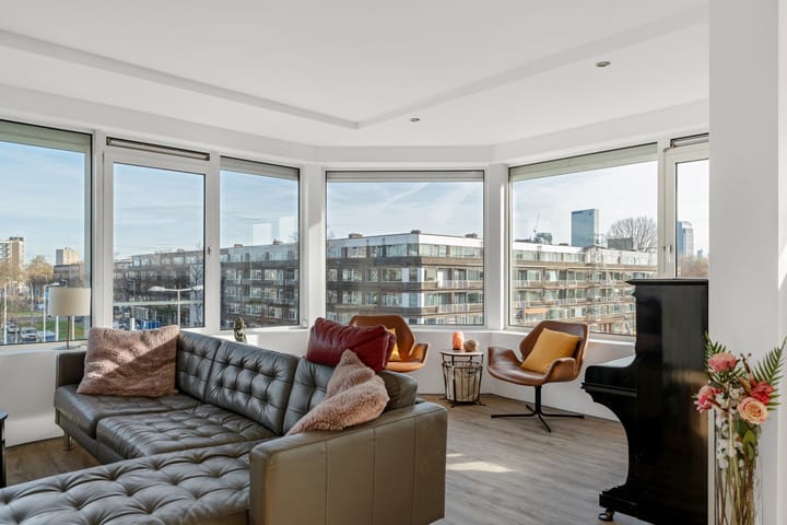 Statenweg 115A in Rotterdam foto