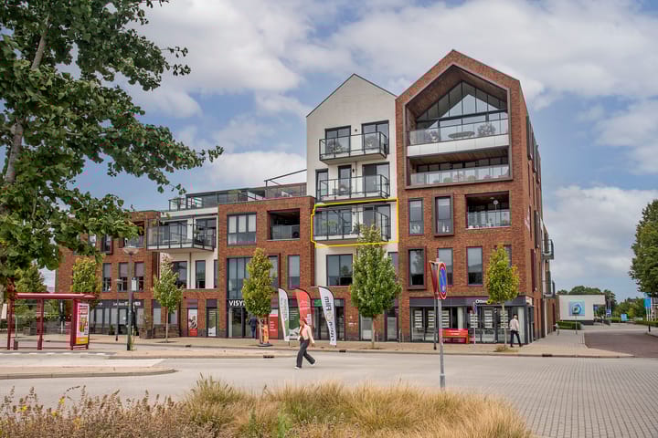 Stationsdwarsweg 15-203 in Rijssen