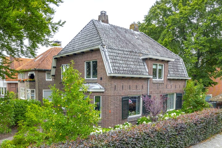 Stationslaan 13 in Stadskanaal foto