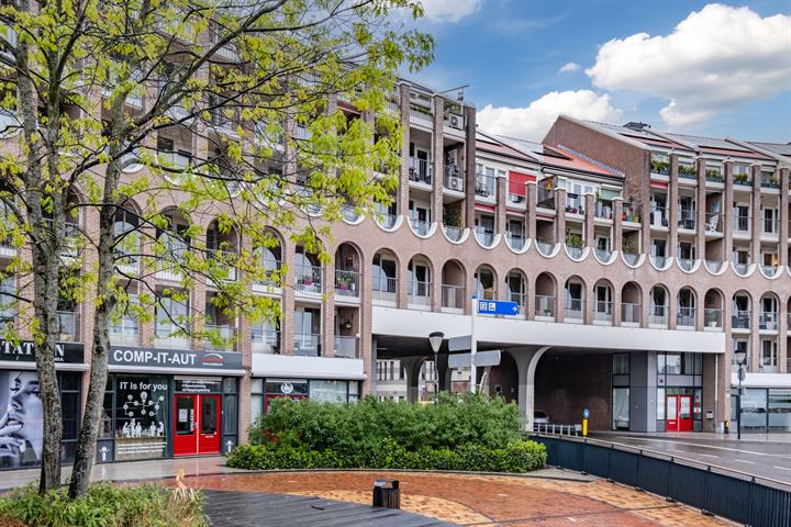 Stationsplein 54 in Helmond foto