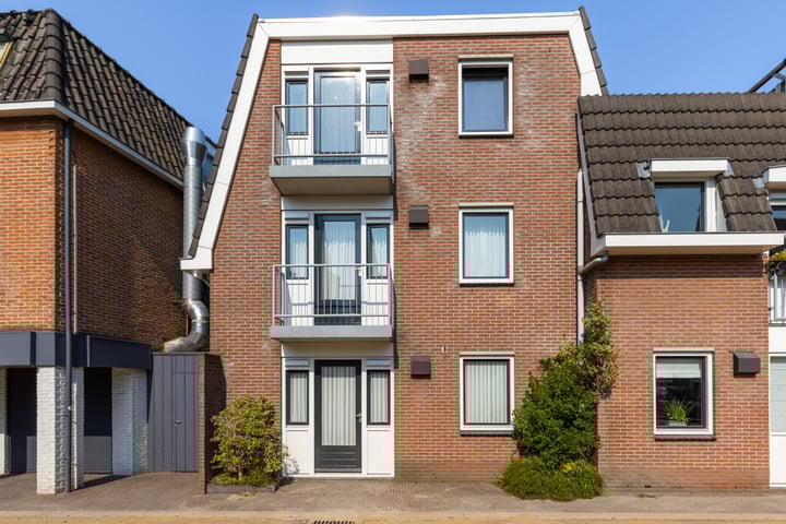Stationsstraat 17A in Lunteren foto