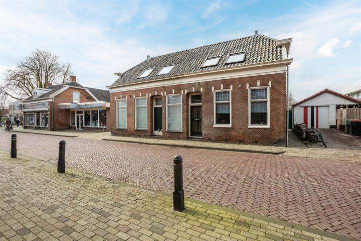 Stationsstraat 3 in Scheemda foto