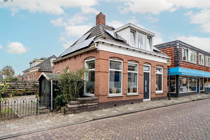 Stationsstraat 32 in Appingedam foto