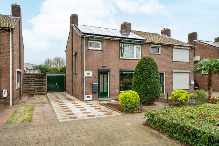 Stationsstraat 50 in Zevenaar foto