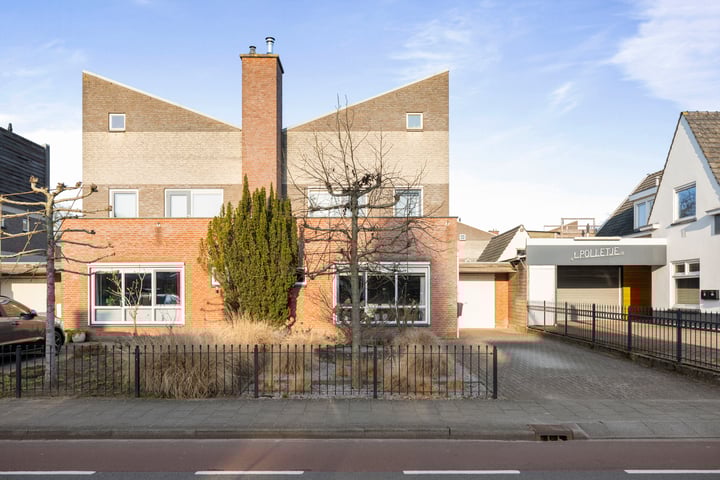 Stationsstraat 64 in Twello foto