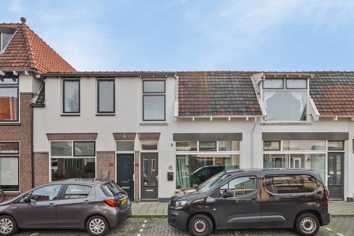 Stationsstraat 68 in Pijnacker foto