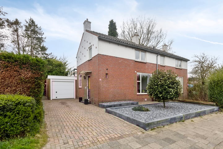 Stationsweg 26 in Appingedam foto