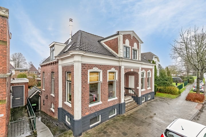 Stationsweg 49 in Hoogezand foto