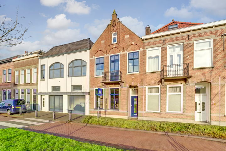 Stationsweg 7 in Geertruidenberg foto