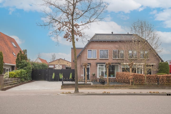 Stationsweg West 12a in Woudenberg