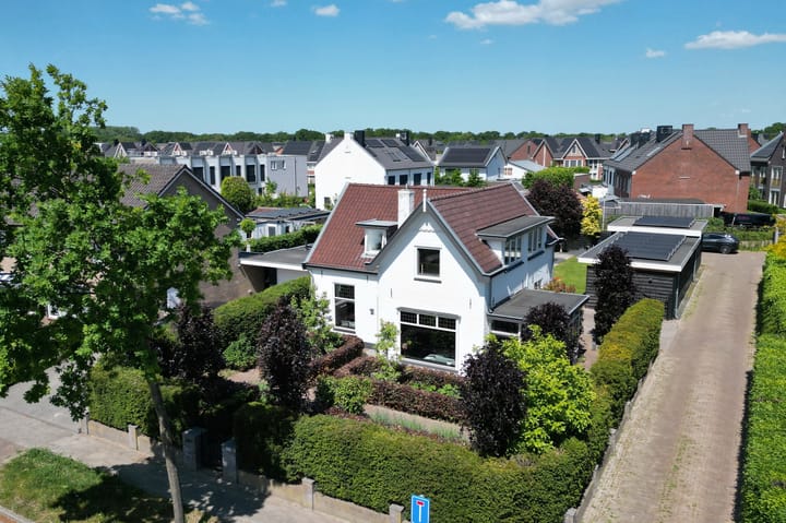 Stationsweg West 133 in Woudenberg foto