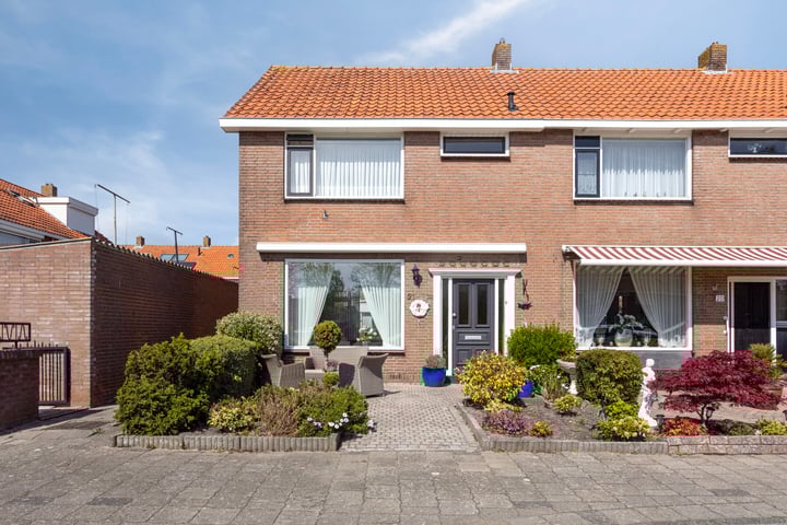 Stavorenplantsoen 21 in Volendam foto