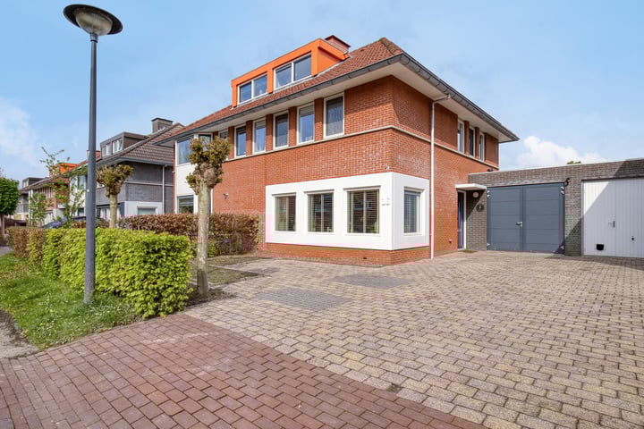 Foto van woning Steenhuislaan 16, Leek