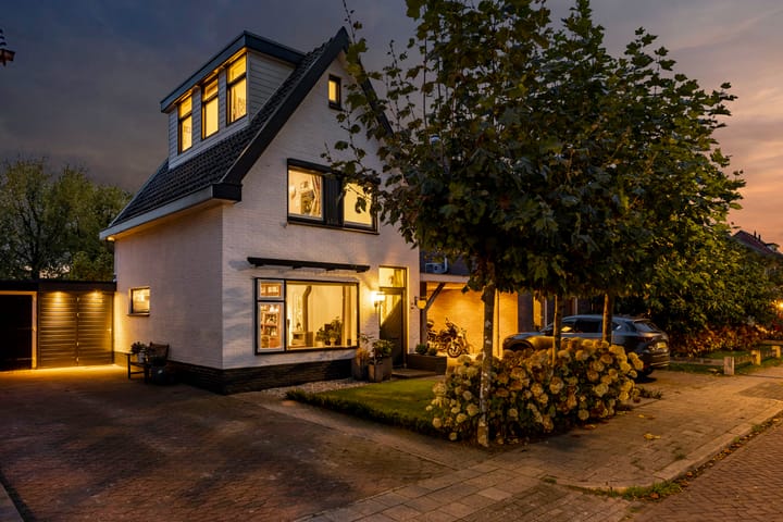 Steenrietweg 14 in Hengelo foto