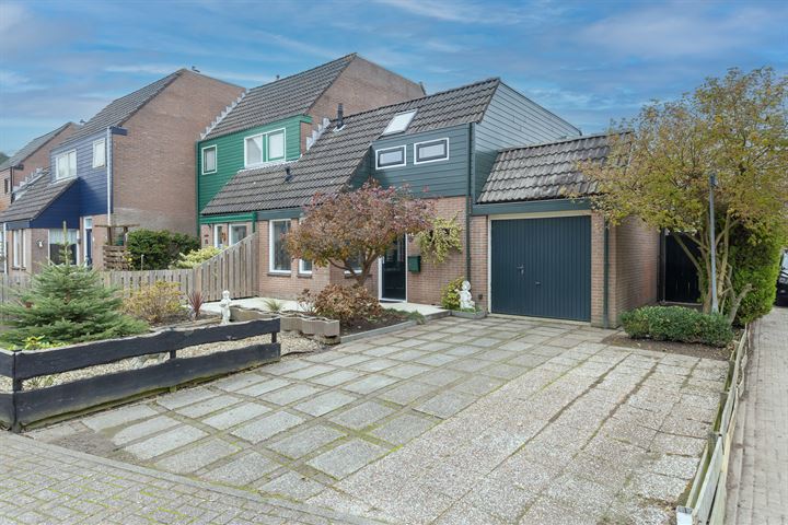 Steenuil 17 in Venhuizen foto