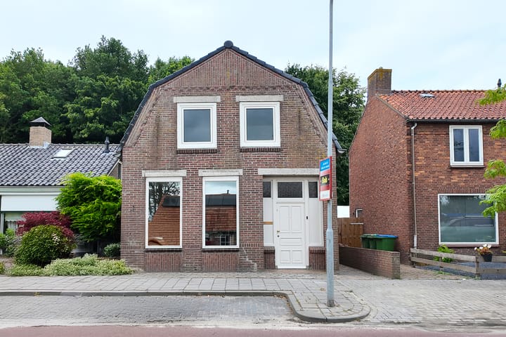 Steenweg 21a in Moerdijk foto