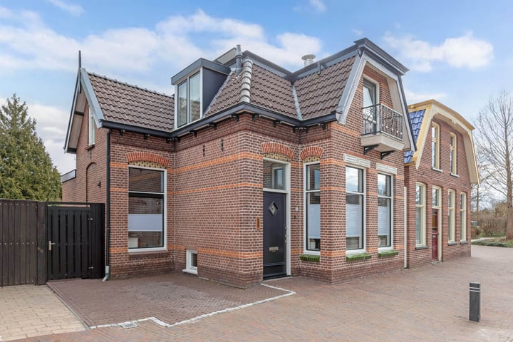 Steenwijkerweg 5 in Wolvega foto