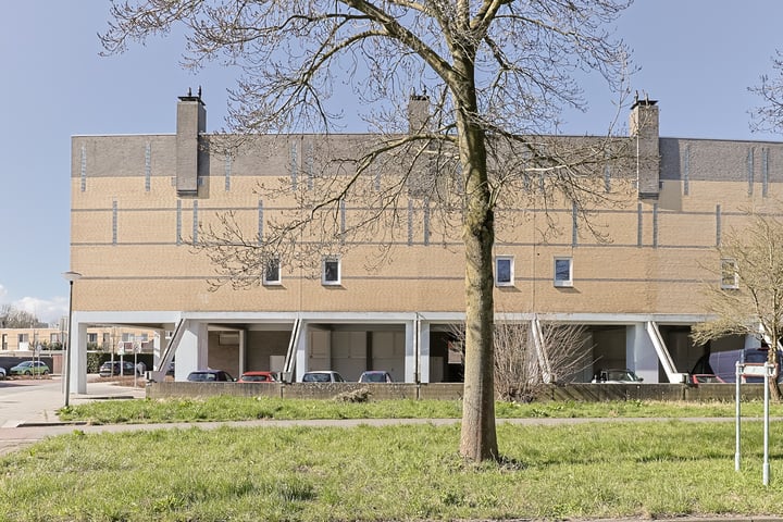 Sterkenburg 127 in Alphen aan den Rijn foto