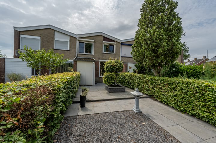 Foto van woning Sterrenlaan 4, Puttershoek