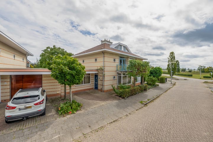 Sterrenlaan 68 in Waddinxveen foto