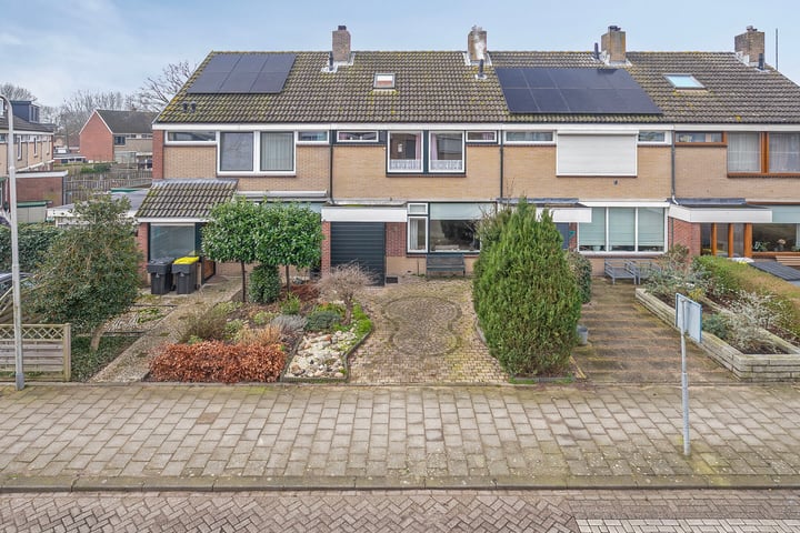 Sterrenlaan 9 in Puttershoek foto