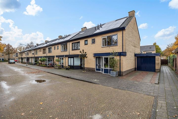 Steven Kraaijstraat 21 in Putten foto