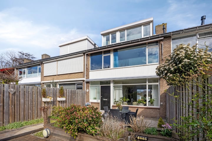 Steven van der Haghenstraat 97 in Hoek van Holland foto