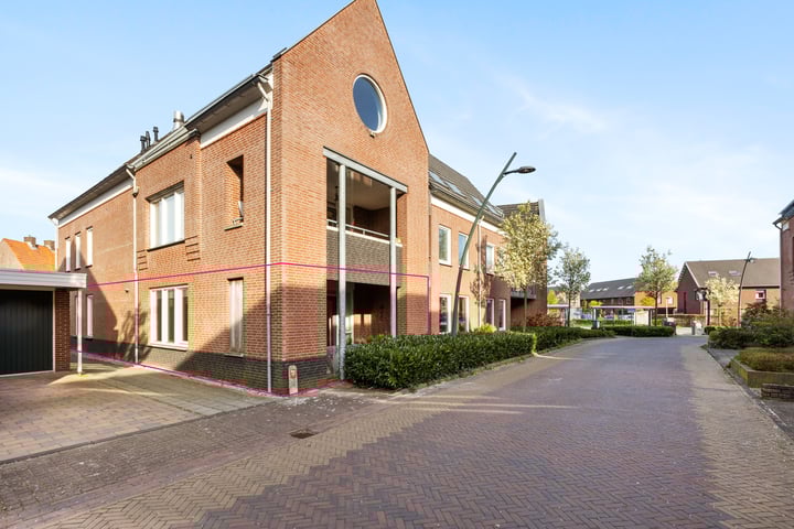 Stoeterij 11 in Huissen foto