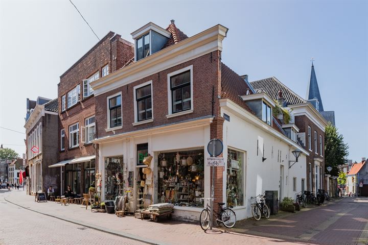 Stoofsteeg 8 in Haarlem foto