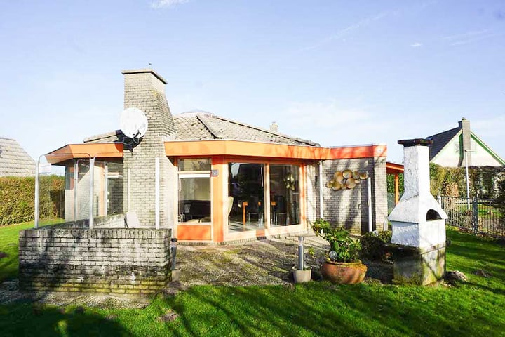 Strandslag 113 in Julianadorp foto