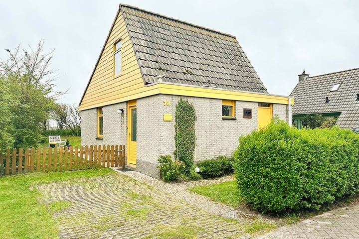 Strandslag 78 in Julianadorp foto